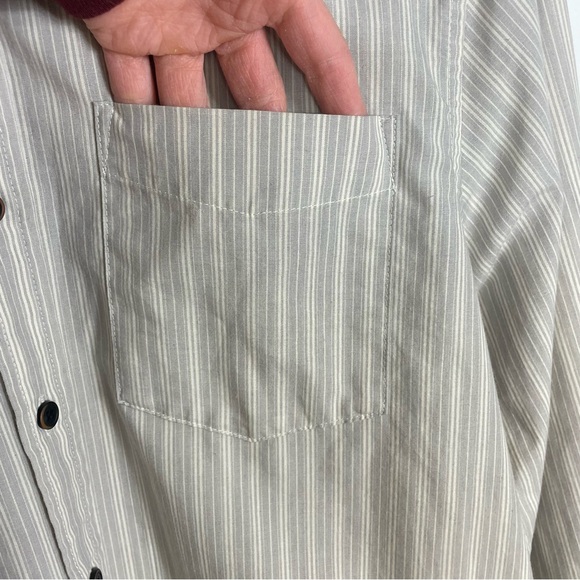 Patagonia Button Down Striped Long Sleeve Shirt Size S - Picture 8 of 13